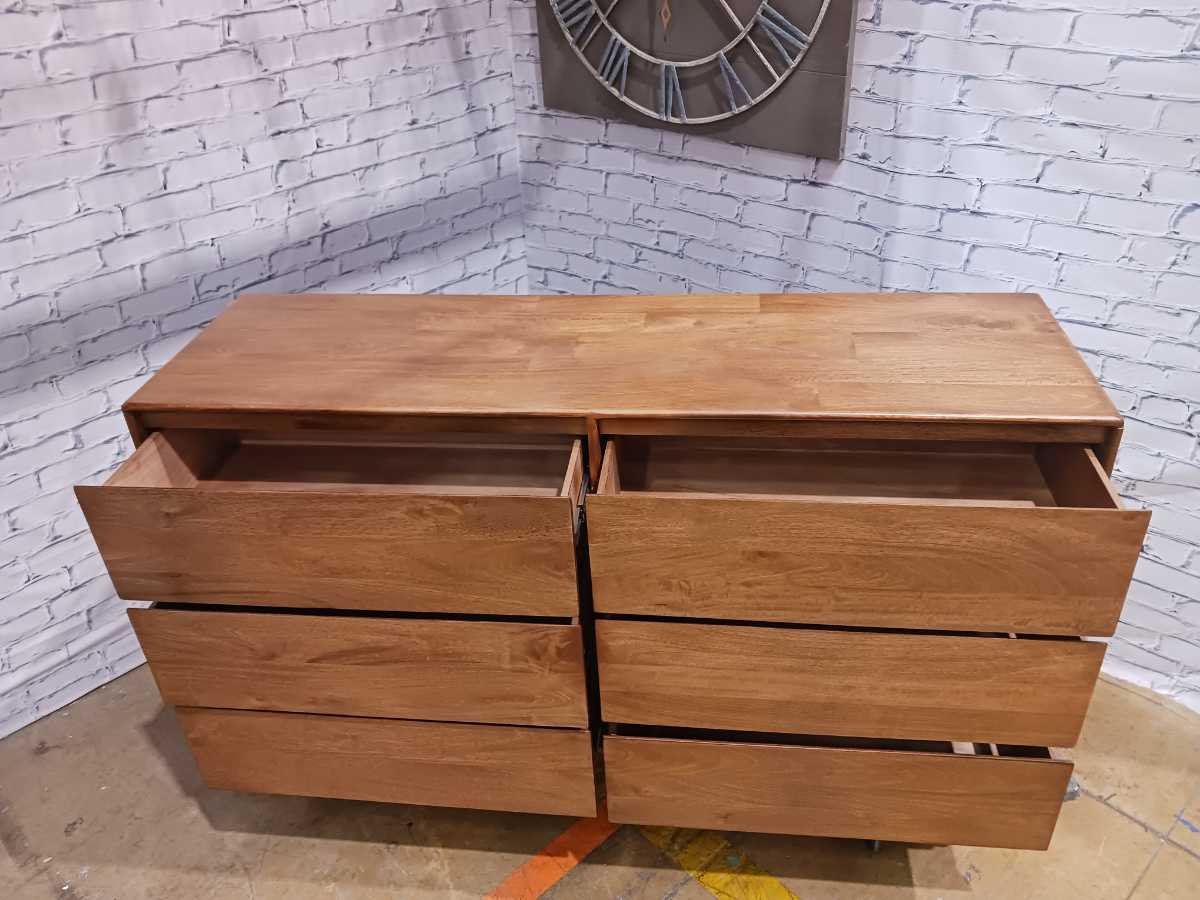 Isanti-Exclusive Dresser - Gallery Image 9